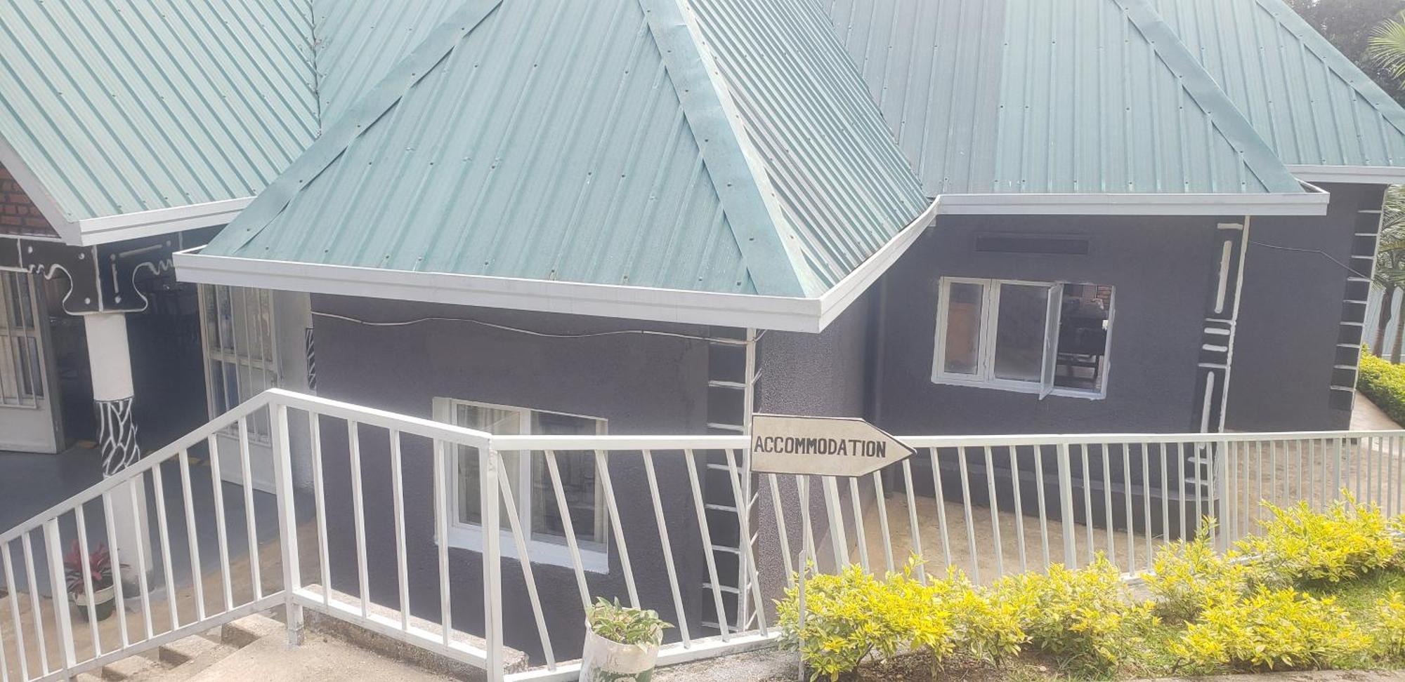 Ear Ken Barham Guesthouse Rwumba Exterior photo