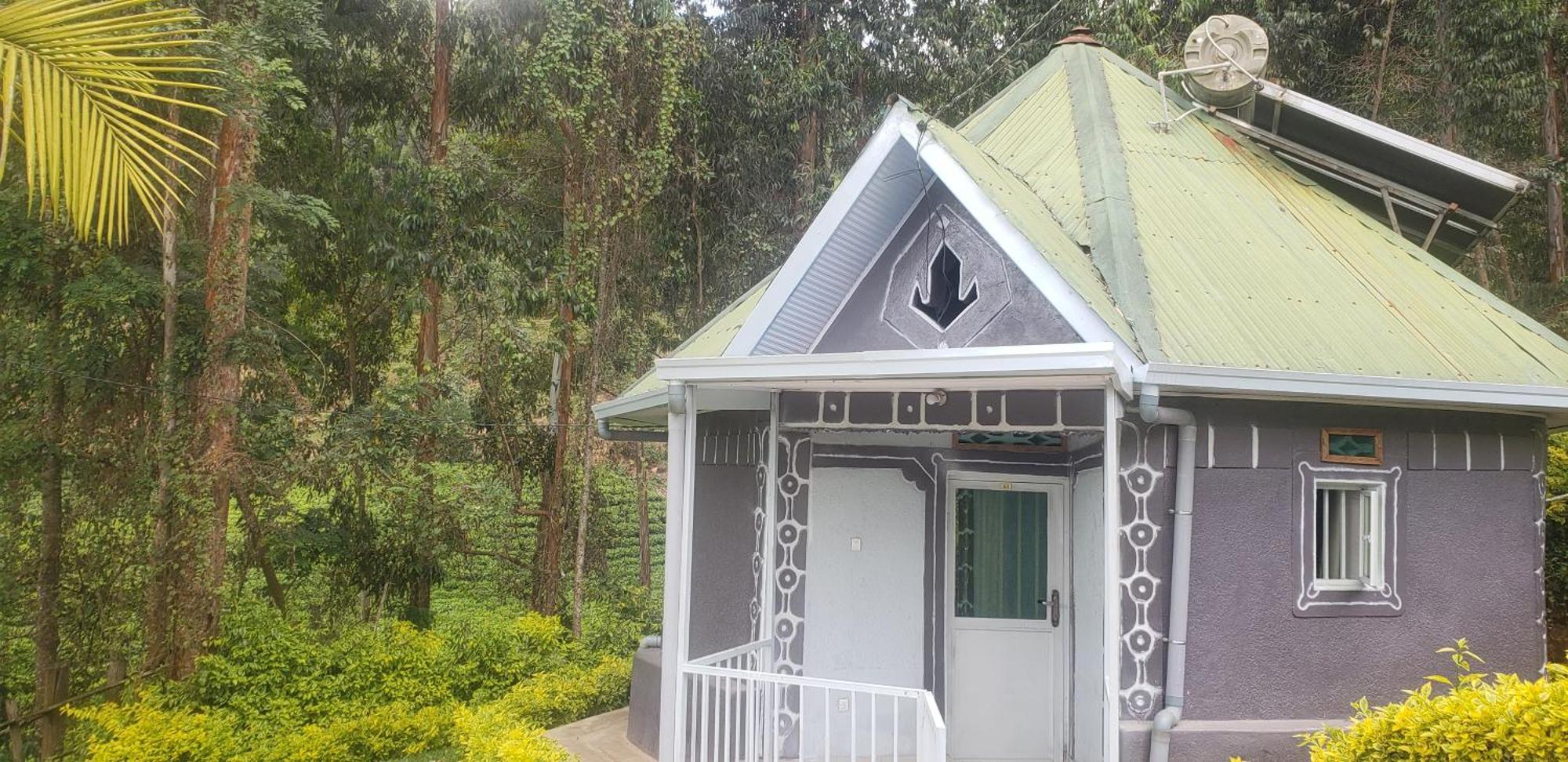 Ear Ken Barham Guesthouse Rwumba Exterior photo