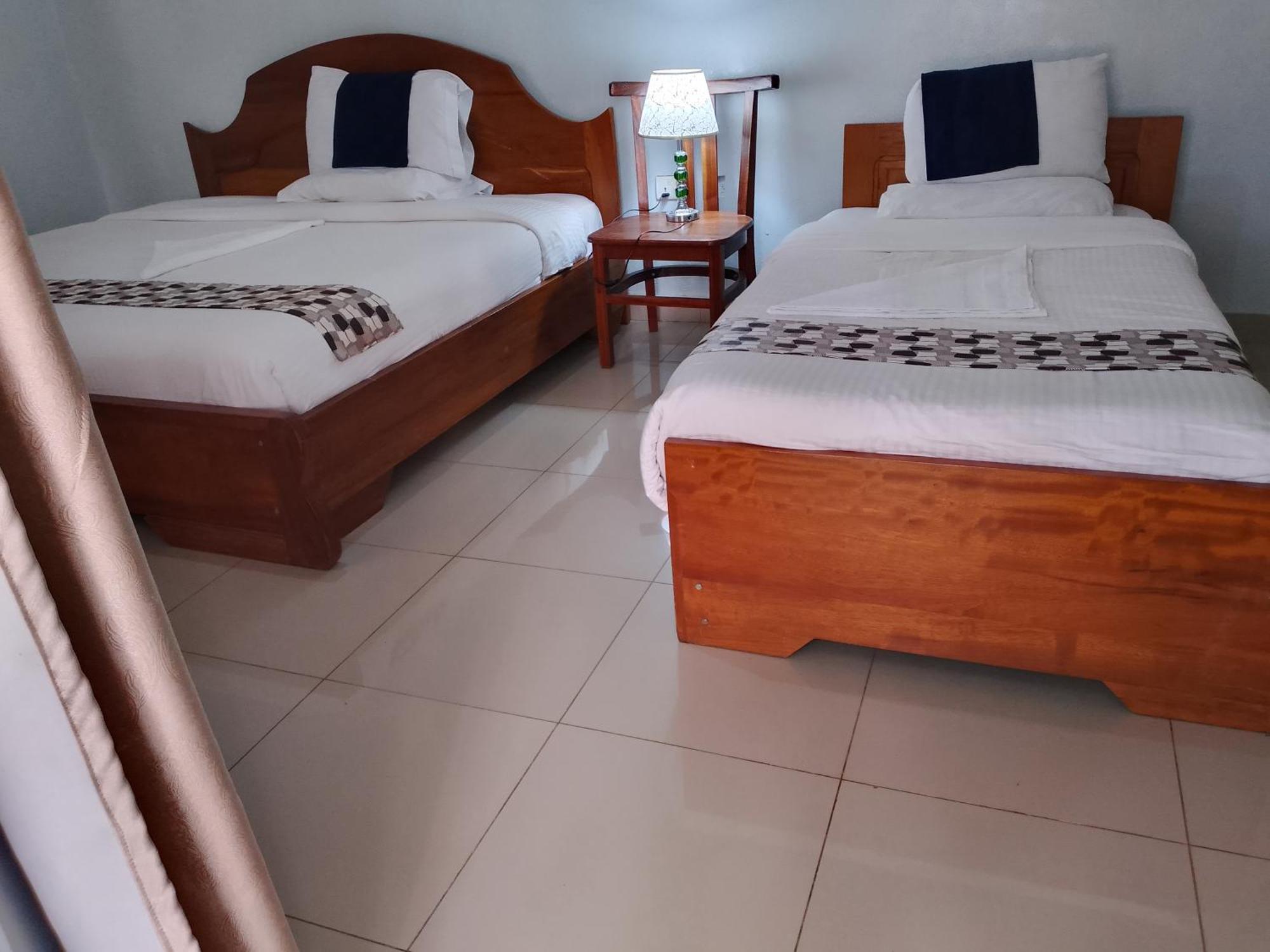 Ear Ken Barham Guesthouse Rwumba Room photo