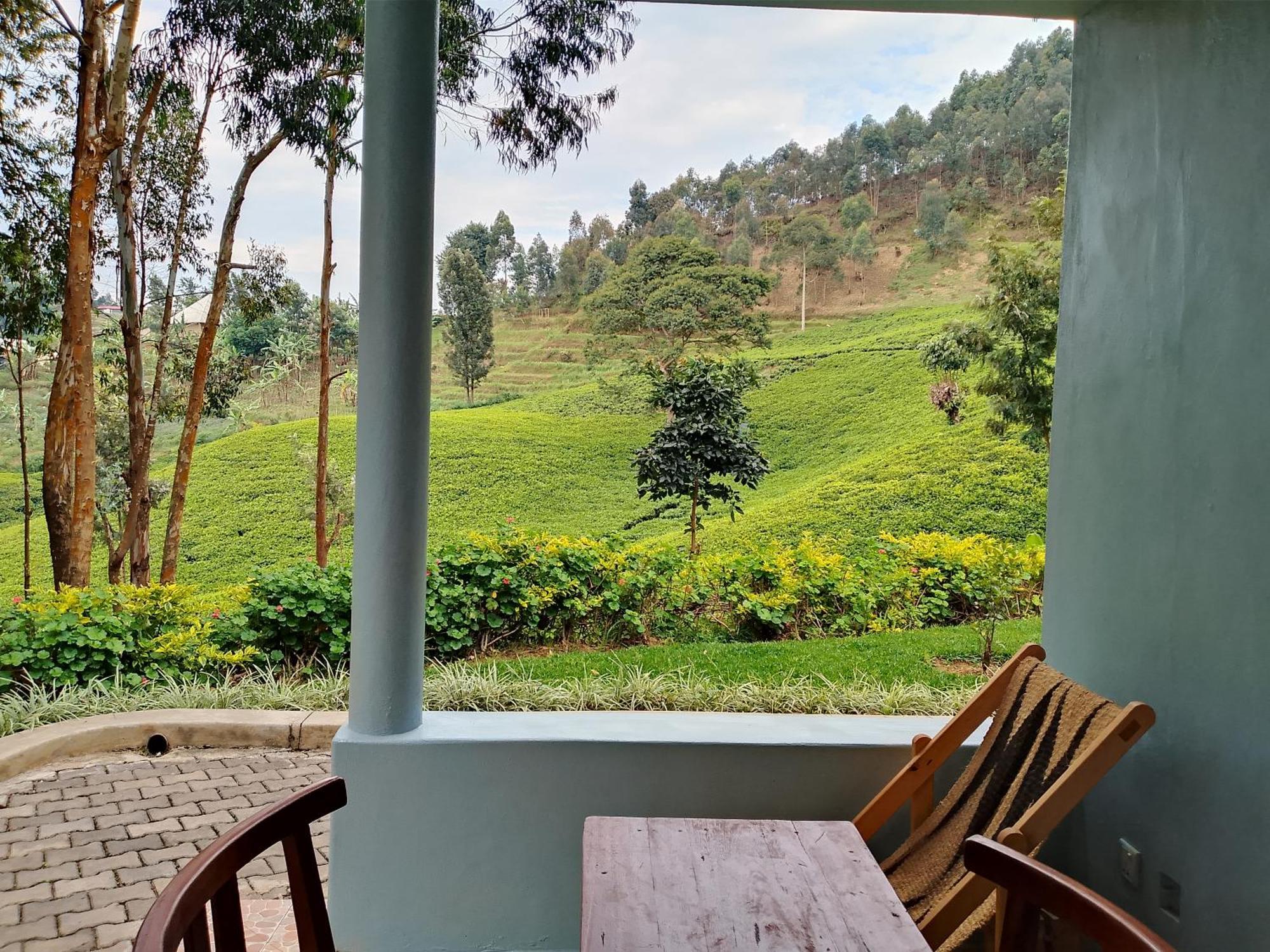 Ear Ken Barham Guesthouse Rwumba Exterior photo